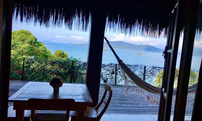 Paraty Casa | Casa na Praia com vista para o mar