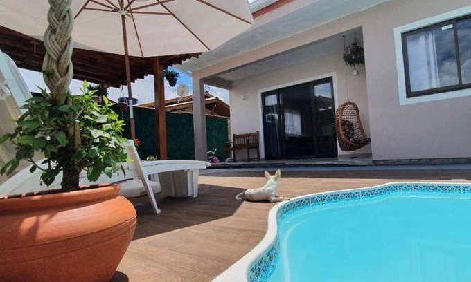 Ponta do Papagaio Casa | Casa na Praia do Sonho com Piscina e Jardim.