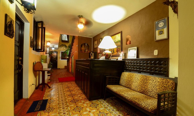 Zona Colonial Cama Y Desayuno | Casa Naemie de cuidado de sus sueños !!!