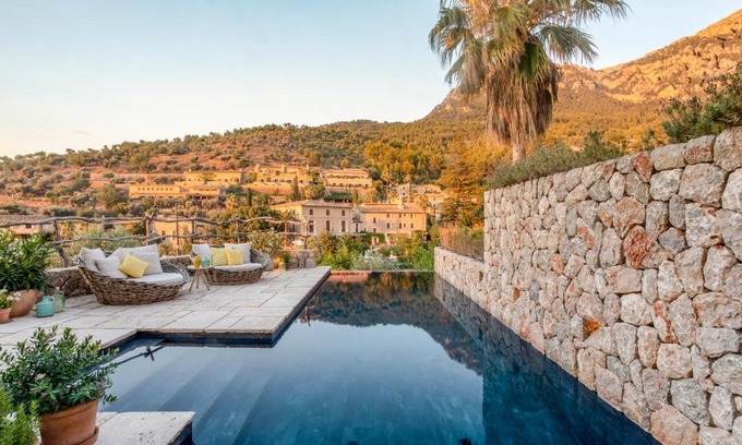 Deia Casa | Casa Nama