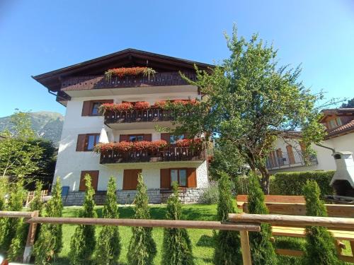 Pinzolo Apartamento | Casa Natalie