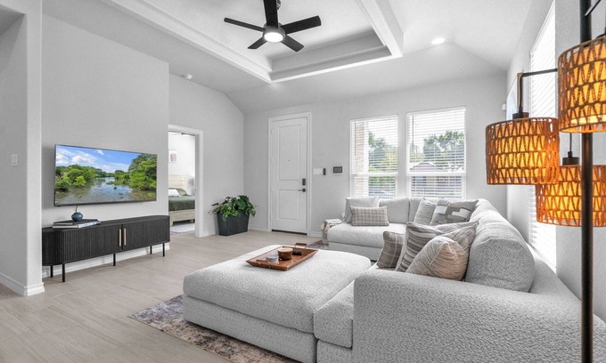 Lackland Terrace Casa | Casa Neutral - Lackland Delight