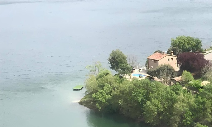 Ponts Villa | Casa Nou del Lago - Piscina y excelentes vistas a la montaña y al mar