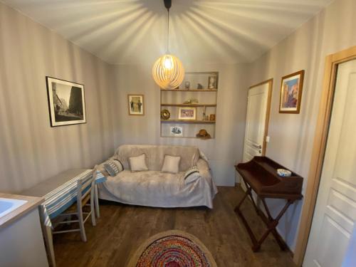 Alata Apartamento | Casa Nustrali