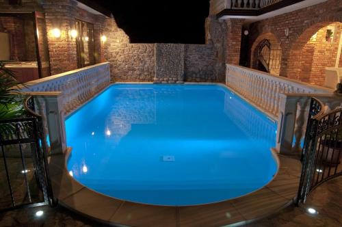 Marezige Cama Y Desayuno | Casa Oasa - Boutique rooms, Gourmet Pizza & Cocktail Bar