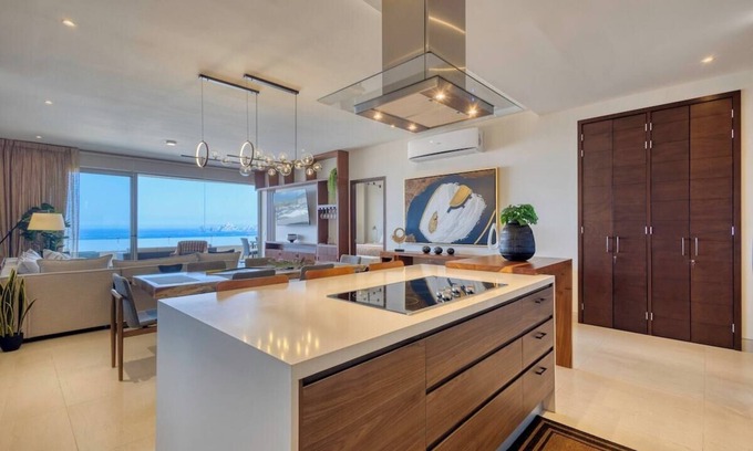 Colonia El Progreso Apartamento | Casa Oasis - Upscale 3B/3B condo