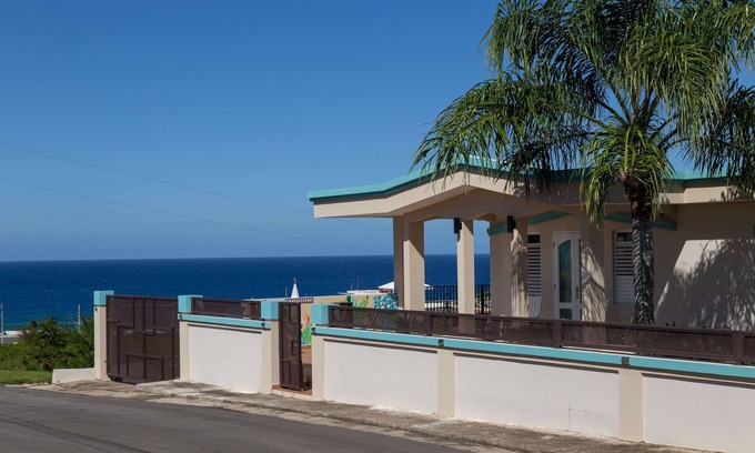 Hato Abajo Casa | Casa Ocean Breeze * BONIFICACIÓN Lounge con mesa de billar