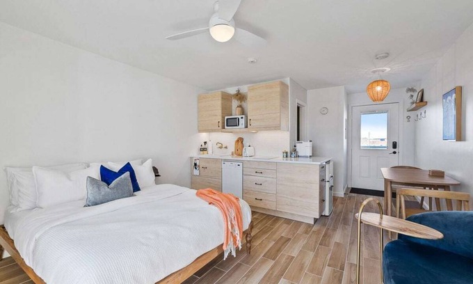 Hampton Apartamento | Casa Oceana - Boutique Studio Condo w/Pool ☀️🏖🌊🐚