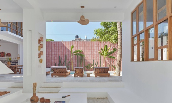 Brisas de Zicatela Cama Y Desayuno | CASA OHMA, una elegante Casa con Encanto y Piscina en La Punta