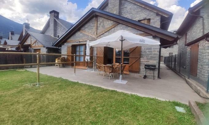 Villanua Casa | Casa Villanúa, 3 dormitorios, 6 personas