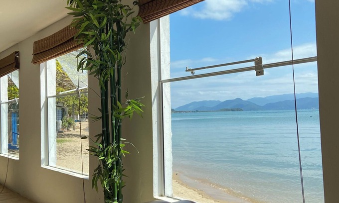 Florianopolis Apartamento | Casa Pé na Areia, Ribeirão da Ilha, 4suítes QK9397