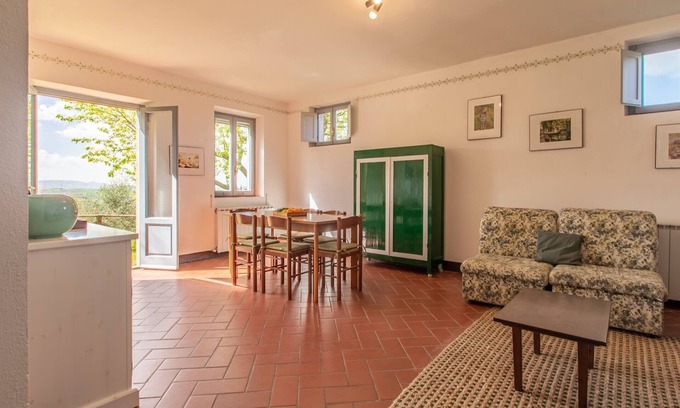 Paciano Apartamento | Casa Paciano, near town, apartments with pool, Noce