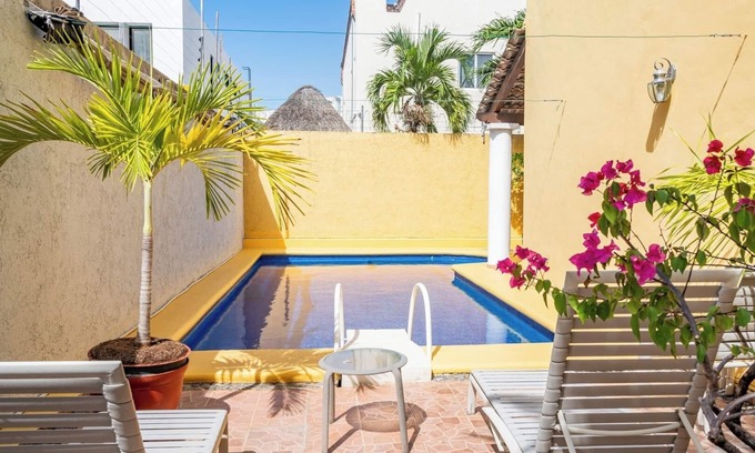 Downtown Cancun Casa | Casa para 6 con alberca privada ¡vive Cancún!