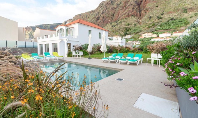 Prazeres Casa | Casa Paul do Mar