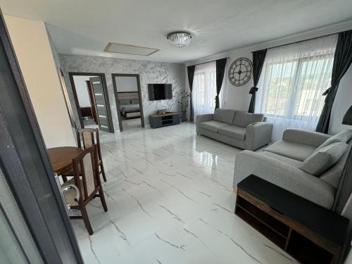 Curtea De Arges Apartamento | Casa Paul