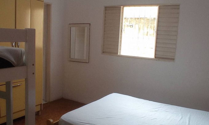 Jardim California Casa | Casa Perfeita Próxima ao Centro de Caraguatatuba, com Acesso Fácil a Praias