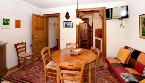 Buccheri Casa | Casa Perni