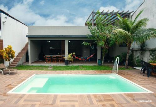 Jacone Casa | Casa pet friendly c piscina churrasqueira e wi-fi
