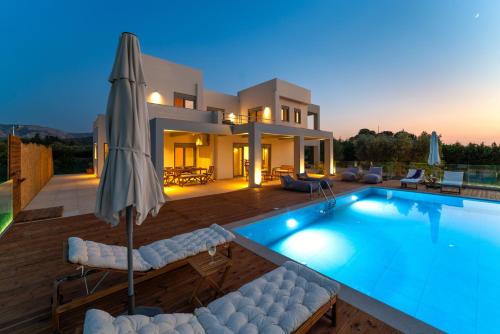 Filerimos Villa | Casa peveragno private villa with pool and free parking