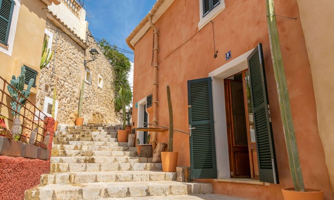 Andraitx Casa | CASA PHOENIX IV - ADULTS ONLY - Fantástica casa de pueblo - Wifi gratis