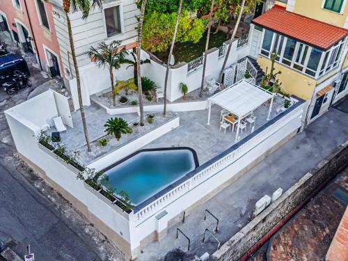 Historical Downtown Salerno Casa | Casa & Piscina nel centro di Salerno Amalfi Coast