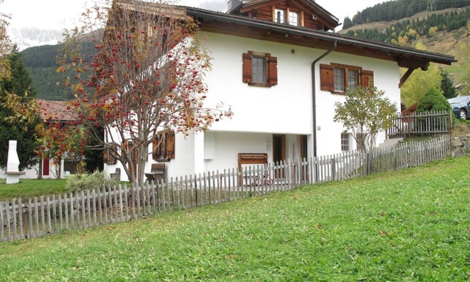 Tujetsch Apartamento | Casa Posta Berther-Roth by Interhome