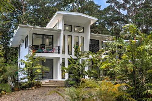 Punta Uva Villa | Casa Presidente (5 bed/5 bath/AC/infinity pool)