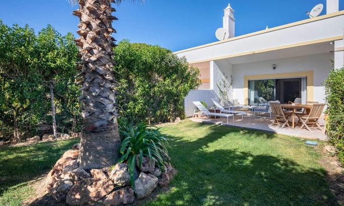 Olhos D'Agua Apartamento | Casa Relax à Olhos D'agua Albufeira , Avec Jardin Privatif au Coeur des Jardins