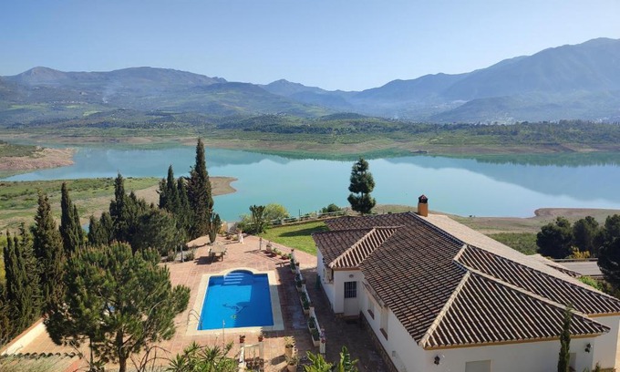 Vinuela Apartamento | Casa Rocío&Paloma