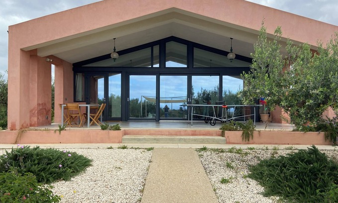 Menfi Casa | Casa Rosata cottage 2 bdr + veranda and parking lot