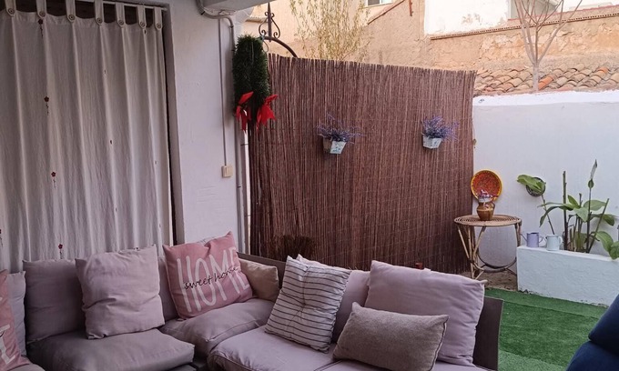 Caudete de las Fuentes Cabaña | Casa rural Alegría, un hogar en la montaña y cerca de la playa