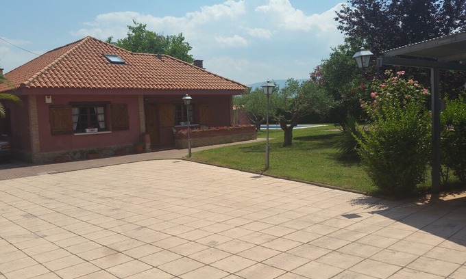 Alberite Villa | Casa Rural Finca Valdegalindo