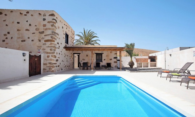 Pajara Casa | "Casa Rural Andresito" con vistas a la montaña, piscina, Wi-Fi y terraza