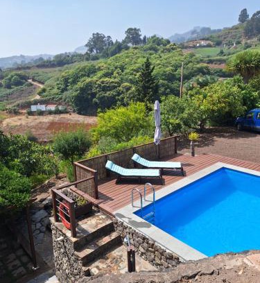 Barranco del Pinar Casa | CASA RURAL CON PISCINA PRIVADA El ROBLE