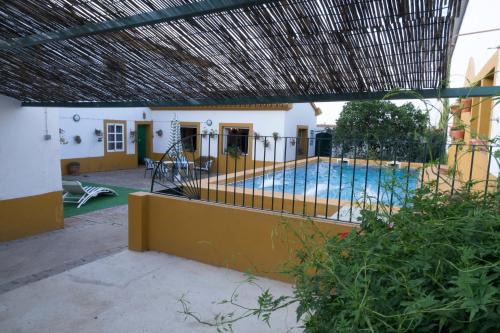 Herrera de Alcantara Casa | Casa Rural Dehesa de Solana