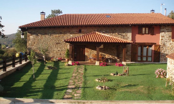 Pineda de la Sierra Casa | CASA RURAL EL HAYEDO