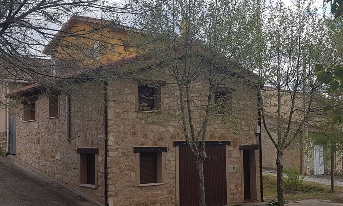 Estables Chalet De Esquí | Casa Rural El Retiro de los Casasola