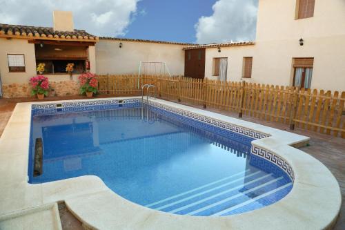 Argamasilla de Alba Casa | Casa Rural la Quinteria de Sancho piscina para tres apartamentos