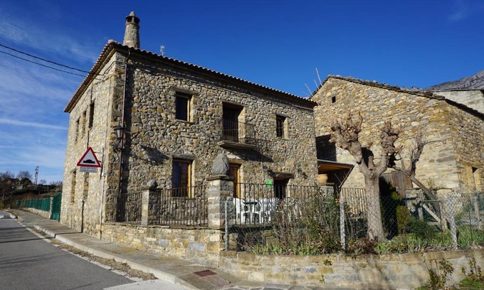 El Pueyo de Araguas Casa | Casa Rural La Escuela