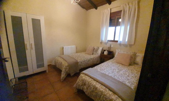 Candeleda Casa | casa Rural Las Traviesas