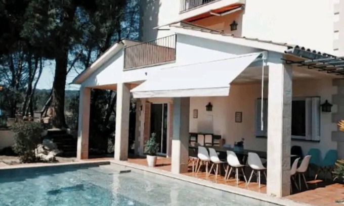 Piera Villa | Casa Rural Les Canyes Cottage ,Private Villa Resort, Alquiler integro y Privado