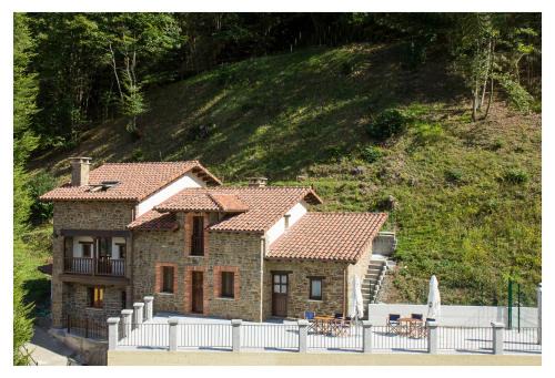 La Granja Casa | Casa Rural Manuel de Pepa Xuaca