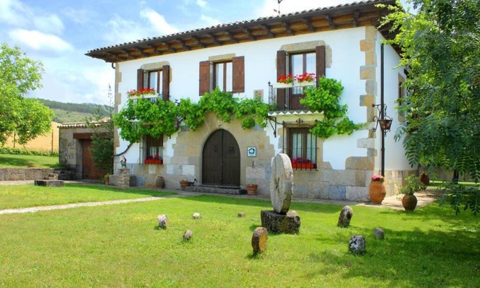 Egues Casa | Casa rural Mertxenea Landetxea