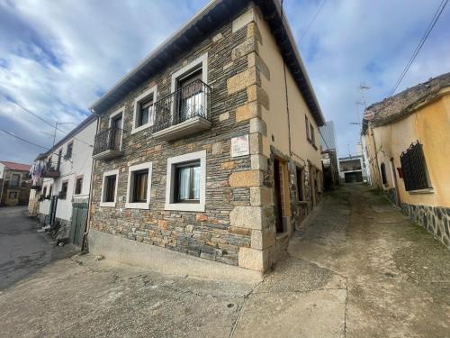 Saucelle Casa | Casa Rural Peñas II