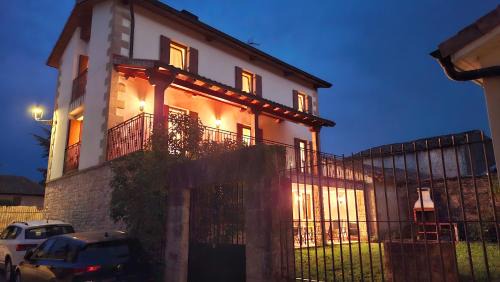 Urroz Villa Casa | Casa Rural Torreblanca