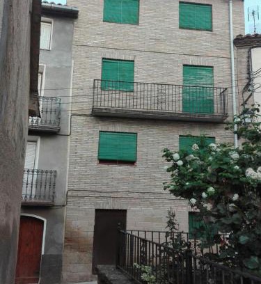 Adahuesca Casa | Casa Sariñena