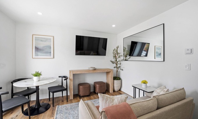 Oxnard Casa | Casa Serene w/private patio; pet-friendly. 9-min drive to beach.