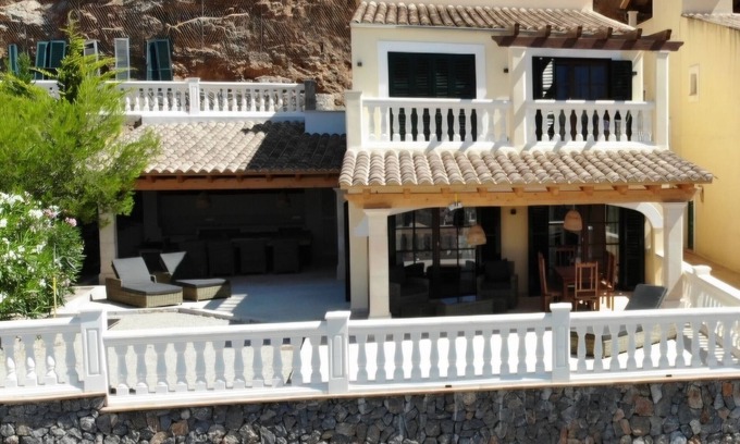 Soller Casa | Casa Suliar with shared pool & fantastic panoramic harbour view