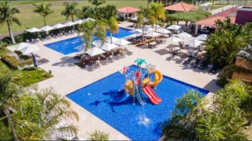 Aguas de Santa Barbara Complejo | Casa Térrea com Piscina em um Resort Completo