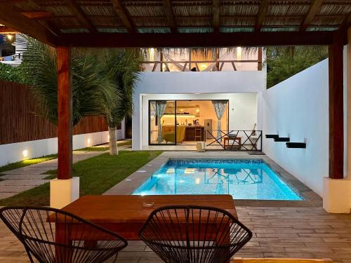 Emiliano Zapata Villa | Casa Teotl Puerto Escondido